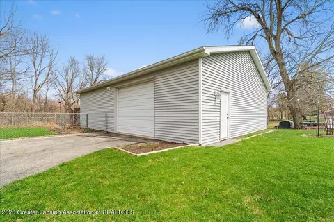 Exterior - 5859 Sleight Rd, Bath, MI 48808 photo 5 of 12