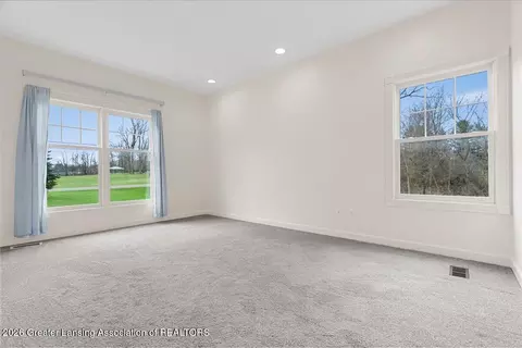 Bedroom - 5859 Sleight Rd, Bath, MI 48808 photo 2 of 4