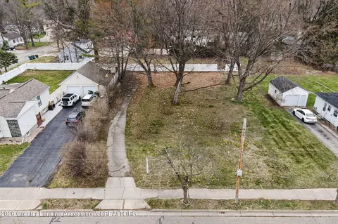 532 Wayland Ave, East Lansing, MI 48823
