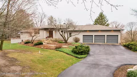 1879 Culver Hill Dr, Williamston, MI 48895