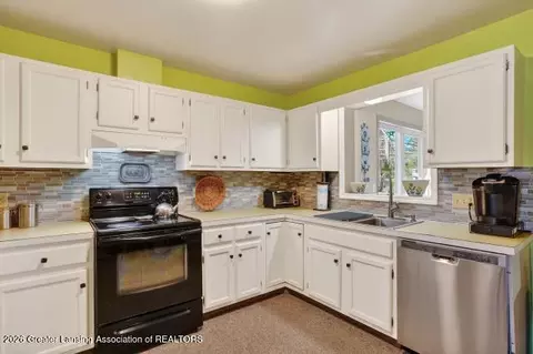 Kitchen - 1306 Schavey Rd, Dewitt, MI 48820 photo 1 of 4