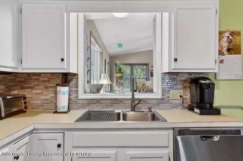 Kitchen - 1306 Schavey Rd, Dewitt, MI 48820 photo 2 of 4