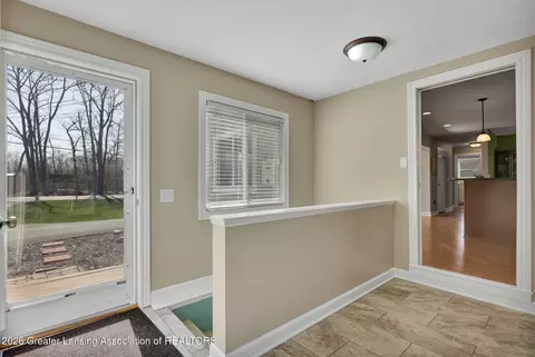 Entry Way - 7360 Delta River Dr, Lansing, MI 48906 photo 2 of 4