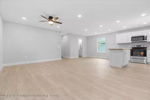 1737 Lyons Ave, Lansing, MI 48910 photo 4