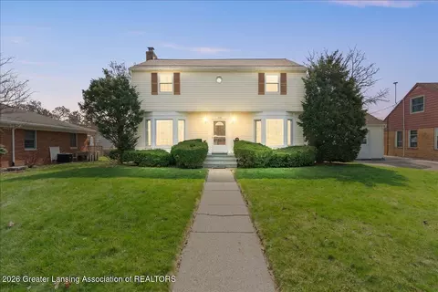 511 Mcpherson Ave, Lansing, MI 48915