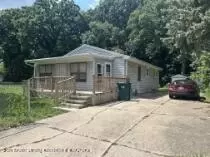 646 S Clemens Ave, Lansing, MI 48912