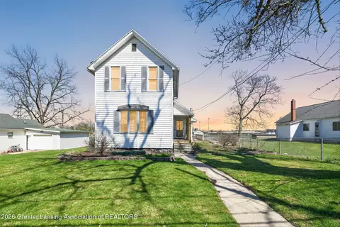 120 W Mason St, Morrice, MI 48857