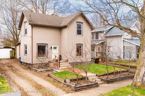 329 N Bostwick St, Charlotte, MI 48813