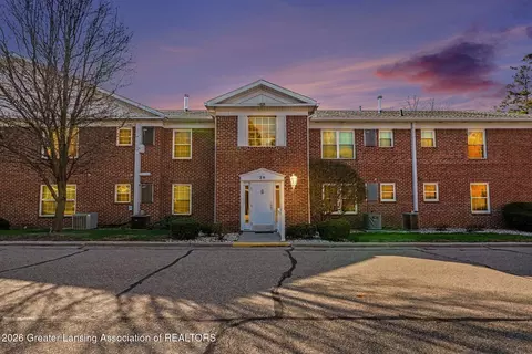 3333 Moores River Dr, Lansing, MI 48911