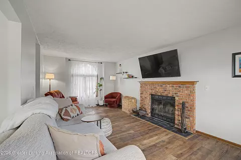 1931 Carson St, Lansing, MI 48911 photo 12