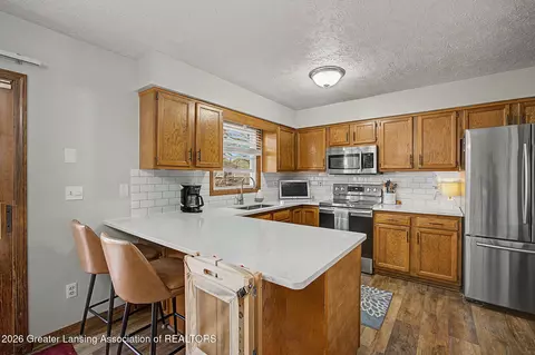 1931 Carson St, Lansing, MI 48911 photo 8
