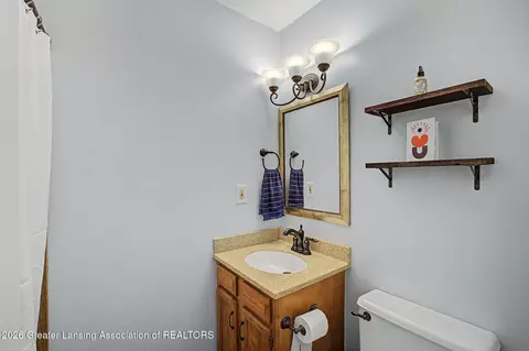 1931 Carson St, Lansing, MI 48911 photo 14