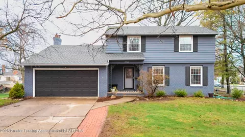 2400 Tulane Dr, Lansing, MI 48912