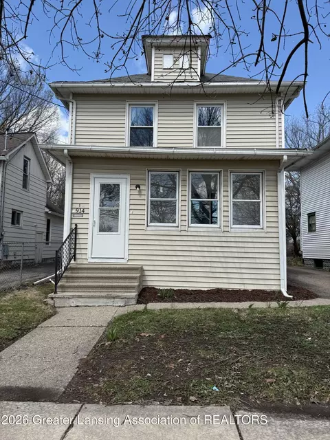 914 W Hillsdale St, Lansing, MI 48915