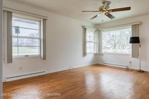 Living - 5019 Devonshire Ave, Lansing, MI 48910 photo 1 of 4