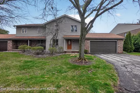 1026 Grenoble Cir, Lansing, MI 48917