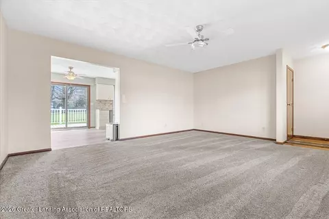 Living - 1010 E Cass St, Saint Johns, MI 48879 photo 2 of 10