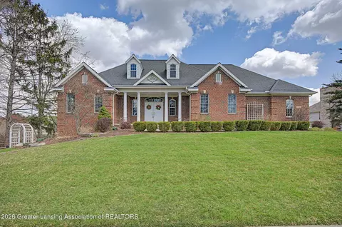 6330 Island Lake Dr, East Lansing, MI 48823