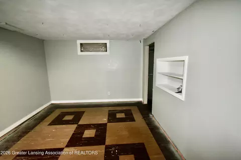 Living - 4500 Devonshire Ave, Lansing, MI 48910 photo 1 of 1