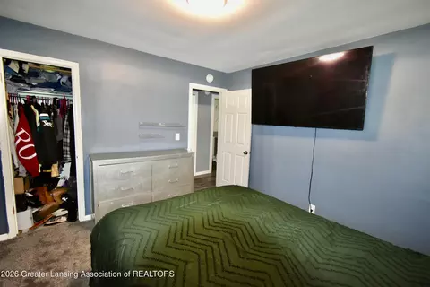 Bedroom - 4500 Devonshire Ave, Lansing, MI 48910 photo 5 of 6