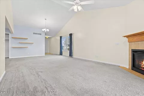 Living - 710 E Walker St, Saint Johns, MI 48879 photo 7 of 10
