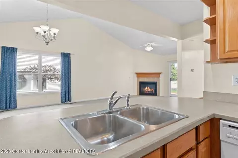 Kitchen - 710 E Walker St, Saint Johns, MI 48879 photo 2 of 4
