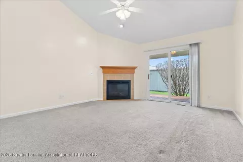 Living - 710 E Walker St, Saint Johns, MI 48879 photo 6 of 10