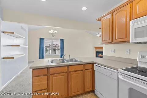 Kitchen - 710 E Walker St, Saint Johns, MI 48879 photo 1 of 4