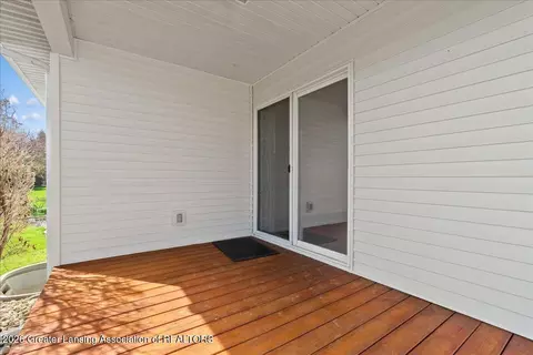 Exterior - 710 E Walker St, Saint Johns, MI 48879 photo 1 of 6