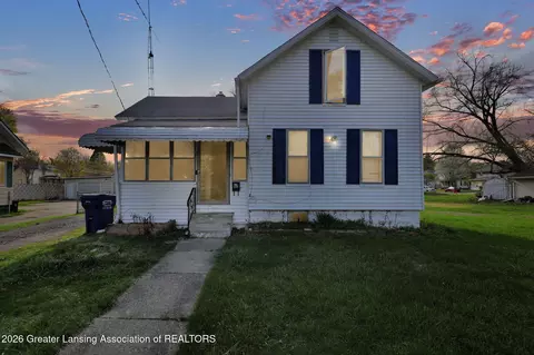 1108 N Blackstone St, Jackson, MI 49202