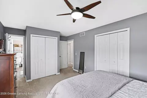 Bedroom - 401 W Brunswick Dr, Dewitt, MI 48820 photo 2 of 4