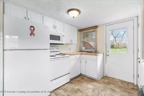 815 Elmwood, Dewitt, MI 48820 photo 7