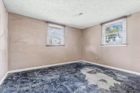 815 Elmwood, Dewitt, MI 48820 photo 10