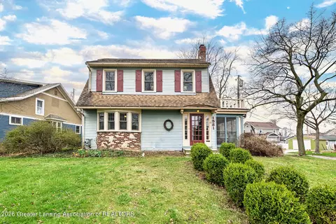 1581 N Genesee Dr, Lansing, MI 48915