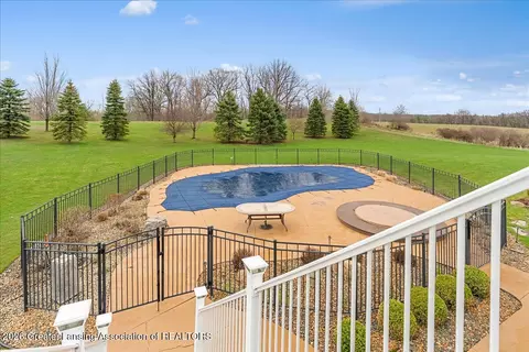 Exterior - 3700 W Lehman Rd, Dewitt, MI 48820 photo 11 of 17