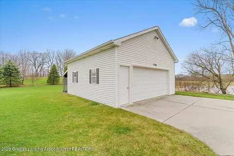 Exterior - 3700 W Lehman Rd, Dewitt, MI 48820 photo 7 of 17