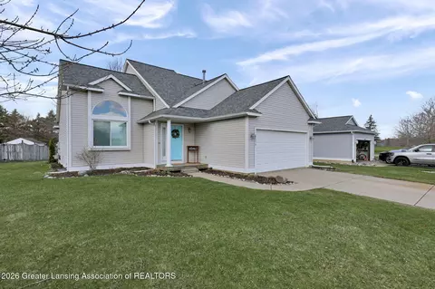 1375 Daylily, Holt, MI 48842