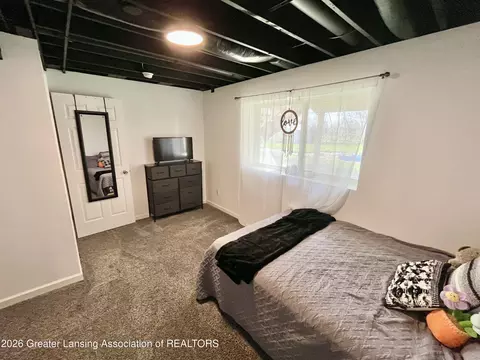 Bedroom - 8639 Jacaranda Dr, Dimondale, MI 48821 photo 9 of 9