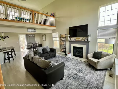 Living - 8639 Jacaranda Dr, Dimondale, MI 48821 photo 1 of 2