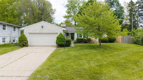 130 Lexington Ave, East Lansing, MI 48823