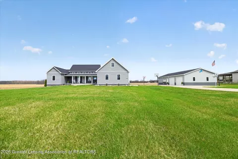 3363 Geeck Rd, Corunna, MI 48817
