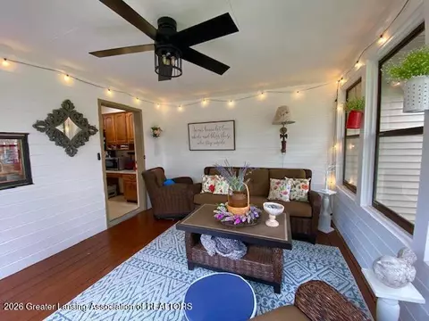 Exterior - 704 Larchmont St, Dewitt, MI 48820 photo 12 of 12