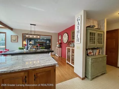 Kitchen - 704 Larchmont St, Dewitt, MI 48820 photo 6 of 6