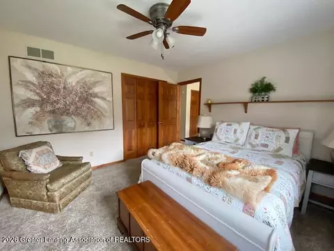 Bedroom - 704 Larchmont St, Dewitt, MI 48820 photo 5 of 6