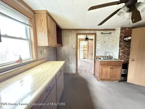 Entry Way - 1258 E Cornell Ave, Flint, MI 48505 photo 1 of 2
