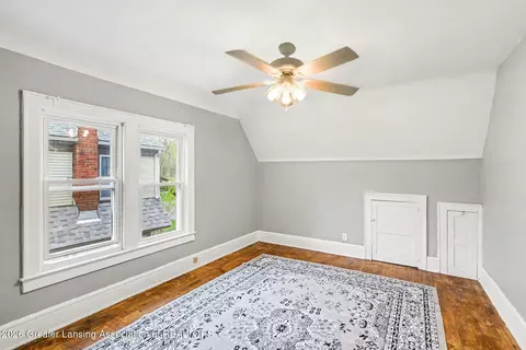 Bedroom - 239 W Palmer Ave, Jackson, MI 49203 photo 2 of 5