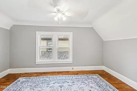 Bedroom - 239 W Palmer Ave, Jackson, MI 49203 photo 1 of 5