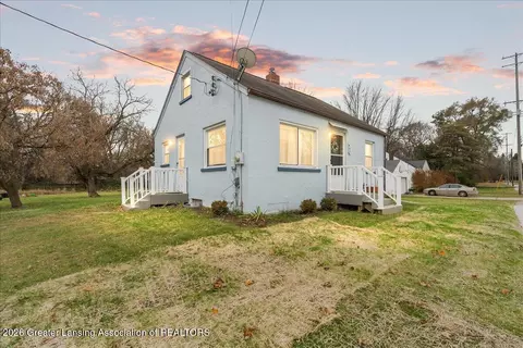 421 W Lake Lansing Rd, East Lansing, MI 48823