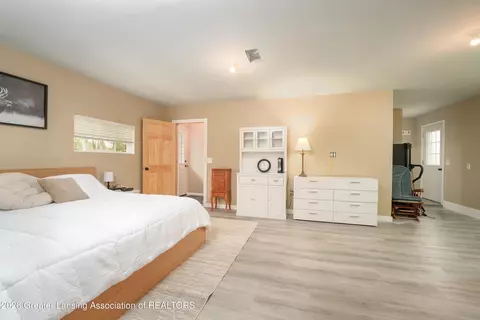 Bedroom - 3604 S Dewitt Rd, Saint Johns, MI 48879 photo 2 of 4