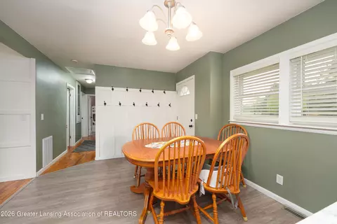Dining - 3604 S Dewitt Rd, Saint Johns, MI 48879 photo 1 of 2